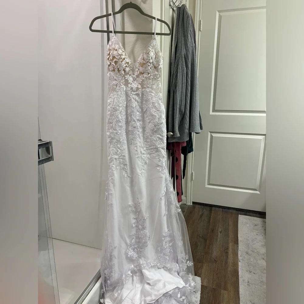 Mermaid Wedding Dress - Picture 2 of 7